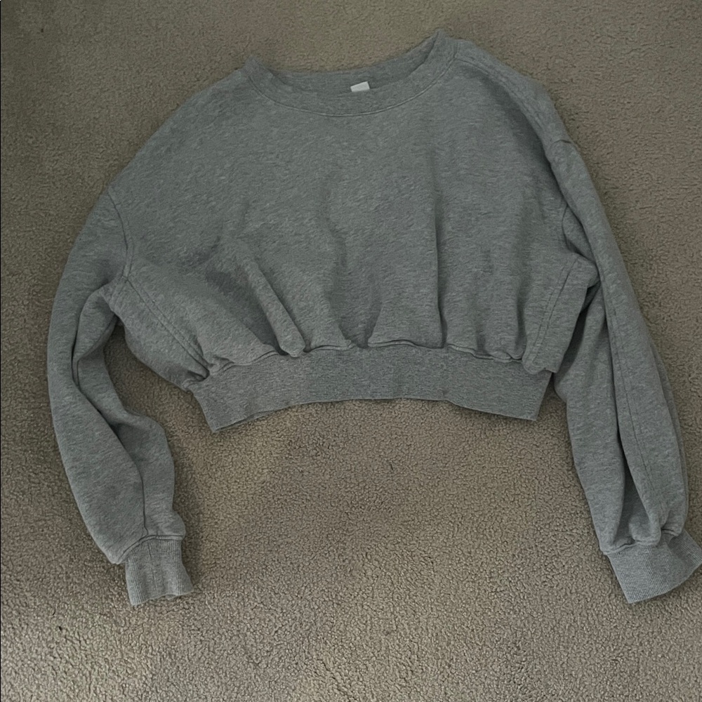 Old Navy Gray Crew Neck Sweater